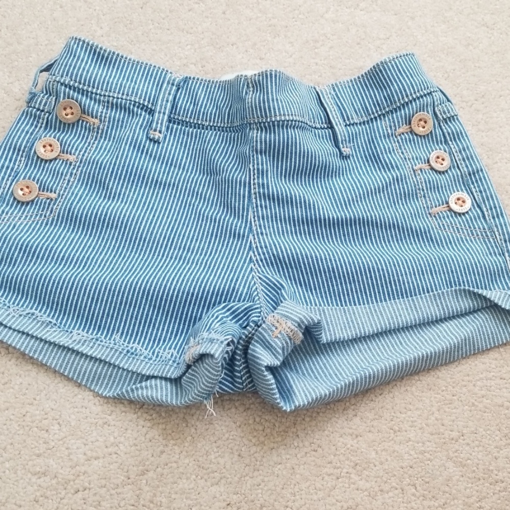 Girls Abercrombie striped sailor shorts